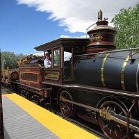 Glenbrook coming into the station.