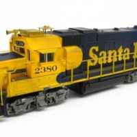 ATSF GP38-2 #2380. This is one of the hated LifeLike locomotives that I happen to really like. Added a few details and weathered it.