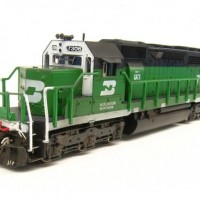 BN SD40 #7306. After falling off the layout and hitting the floor, I redid this loco. Added some extra details and changed the trucks to the correct ones.