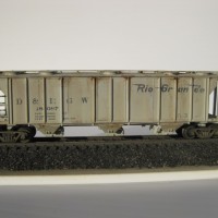 One of the new Athearn PS hoppers - replaced the McHenry trucks with MT