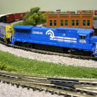 Atlas Conrail dash8-40B, I got this loco at a very good price and it runs fantastic.