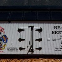 X10   Bear Whiz Brewing Co. / #909 - Woodside Reefer