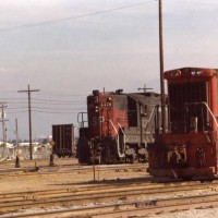 One of my favorite SP locos, an SD9 sits in the Santa Clara, Ca yards with an SW1500.
