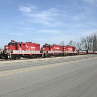RJ Corman Aluminum Ignot train at Russellville, KY