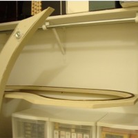 The return loop is supported on 3 sides