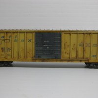 Weathered Athearn Railbox - I "touched up" some of the grabs / stirrups as if they'd been repainted