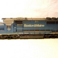 Atlas GP40-2 B&M, weathered