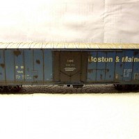 Athearn B&M 50' YSD Boxcar, weathered.