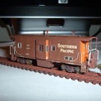 N Scale Athearn SP Caboose #4667, FVM 33" wheels, weathered using Weather System powders and Floquil paints