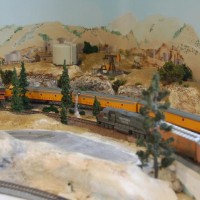 Working signals and some new MT PFE weathered freight cats