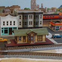 Here's the depot, in place trackside