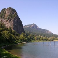 beacon rock hamilton mountain 2004[1]