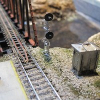 NON-WORKING SUNRISE SIGNALS AND METAL KIT ELECTRICAL SIGNAL BOX.
