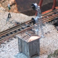 NON-WORKING SUNRISE SIGNALS AND METAL KIT ELECTRICAL SIGNAL BOX.
