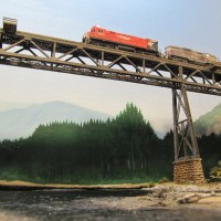 extra 4236 on the Kettle River bridge