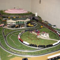 Long Train on Layout Reversing Loop
