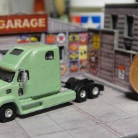 Mack Vision02