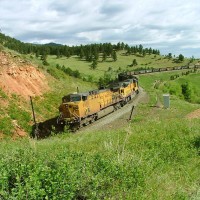 Eastbound coal at Tunnel One