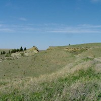 Looking east again, and a rocky cut ahead