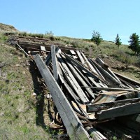 another view of the same collapsed structure