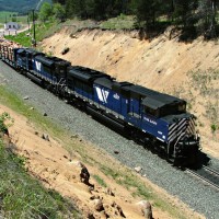 SD70ACe helpers on BNSF/MRL doubled manifest