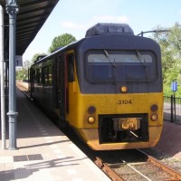 Arriva 'Wadloper' at station Sneek, 14 may 2006