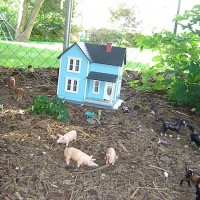 Drexel Hill Central Garden Railroad Farm House