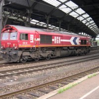 Aachen Hauptbahnhof October 2004 : EMD class 66