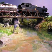 Bachmann Collett 0-6-2 crosses the river