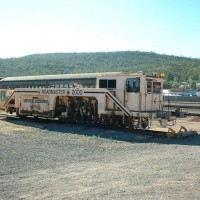 Heavy Traffic Spreader,Williams AZ,along Route 66