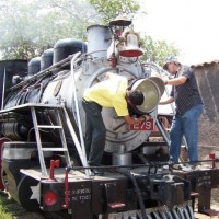 Cleaning up #279 at Cuautla