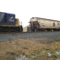 CSX #9043 and #7596