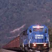 Conrail Eastbound at Mount Union, PA by ERIC MILLER