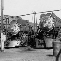 Steam_Locomotives_at_the_Bayshore_Round_House