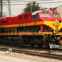 KCS (de M) 4721 fueling at Danville KY, 10-12-07