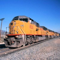 UP Pulls Through Dike Siding