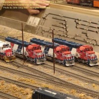 Glendale_Model_RR_Club_Open_House_-_Santa_Fe_Bicentennial_SD45s