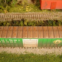 LNE New Boxcars Roofs 2