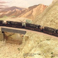 N scale SP Black Widow SD7s in the desert