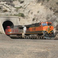 BNSF989 NB exiting tunnel 3, Clear Creek Ravine
